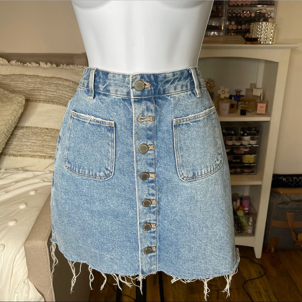Zara button down denim skirt